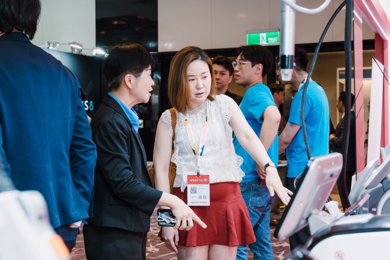 2024.0525-26  AMWC春皮@TICC (6)